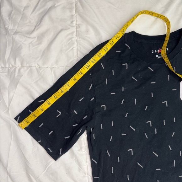 Jordan Black Patterned Men's T-Shirt Size Small. - Picture 6 of 9